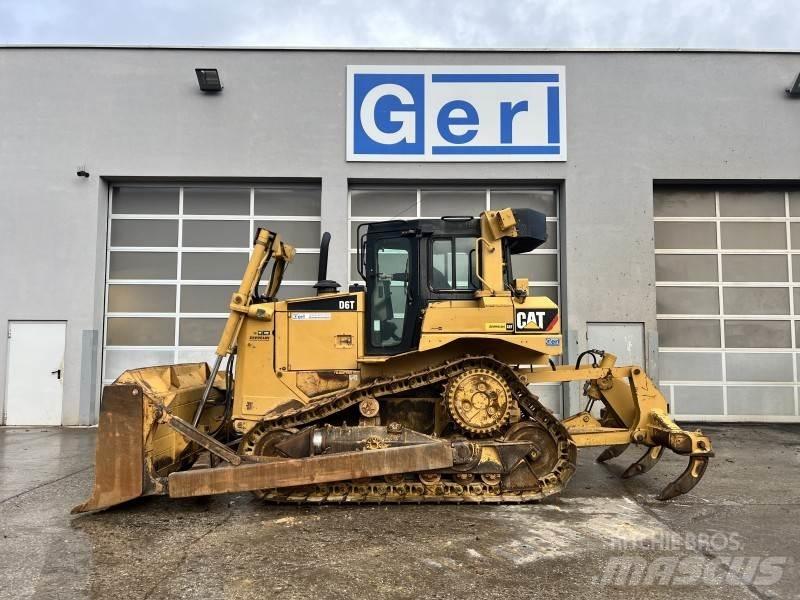 CAT D 6 T Гусеничные бульдозеры