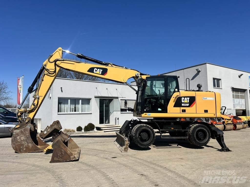 CAT M 320 F Колёсные экскаваторы