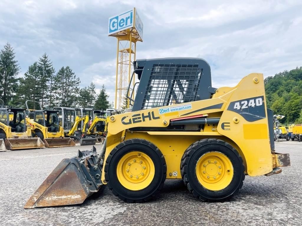 Gehl SL4240 Мини-погрузчики