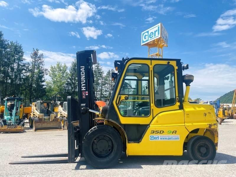 Hyundai 35D-9A Дизельные погрузчики