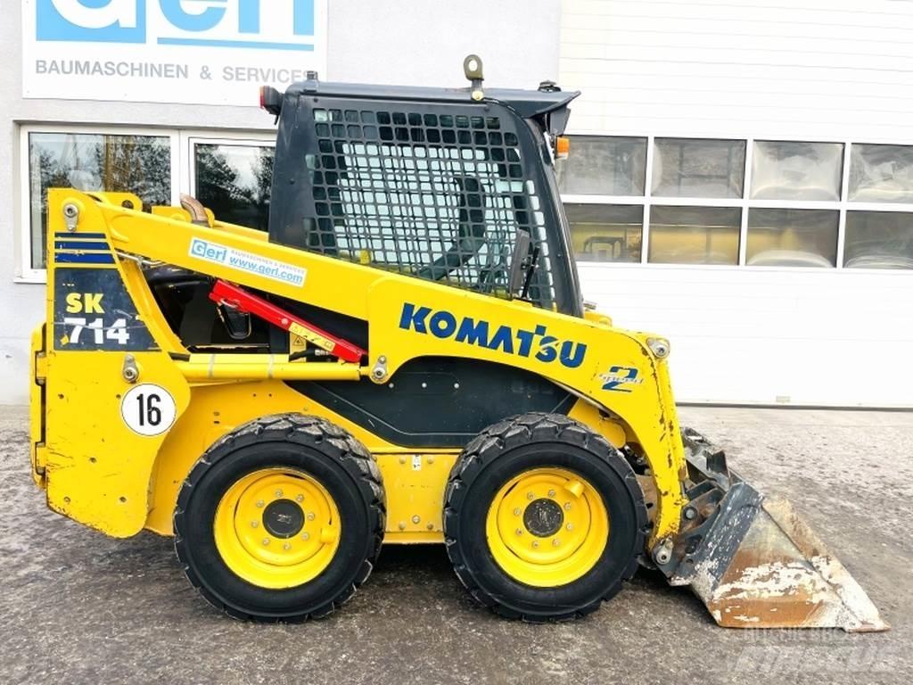 Komatsu SK714 Мини-погрузчики