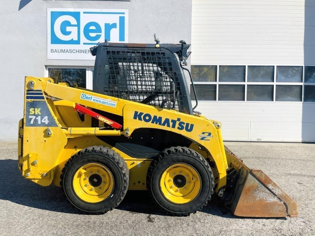 Komatsu SK714 Мини-погрузчики