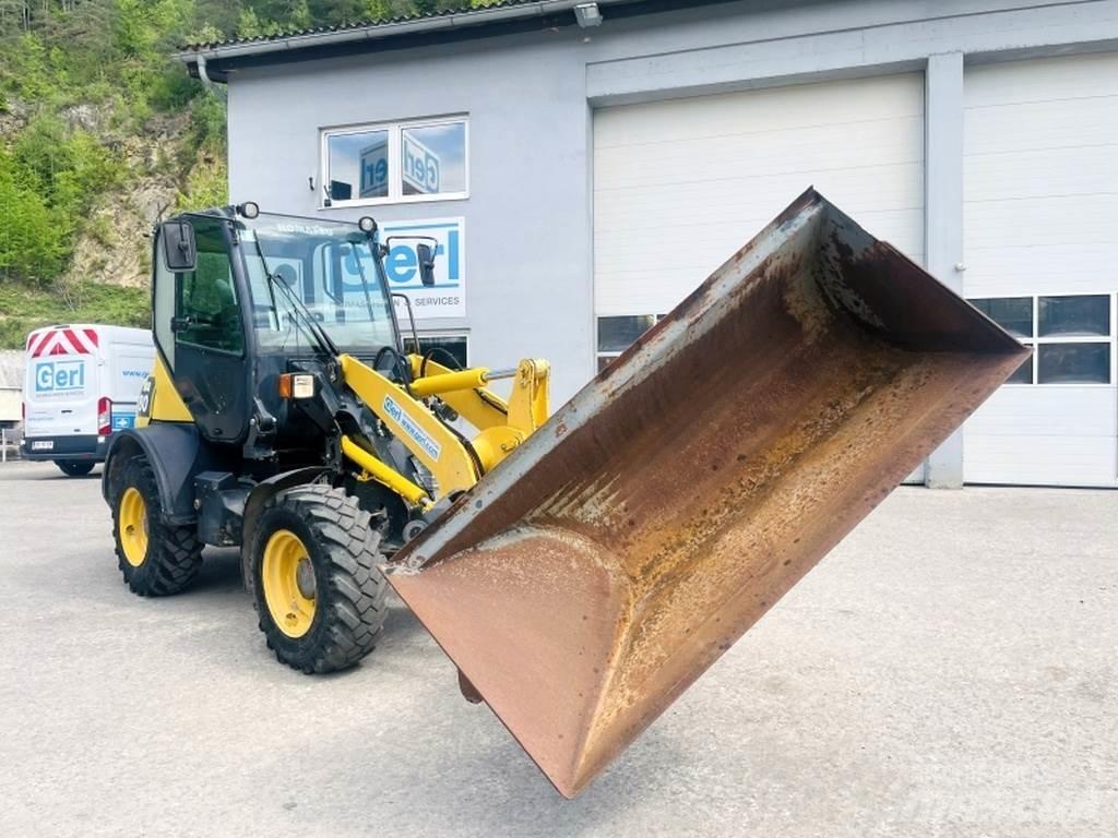 Komatsu WA80-6 Фронтальные погрузчики
