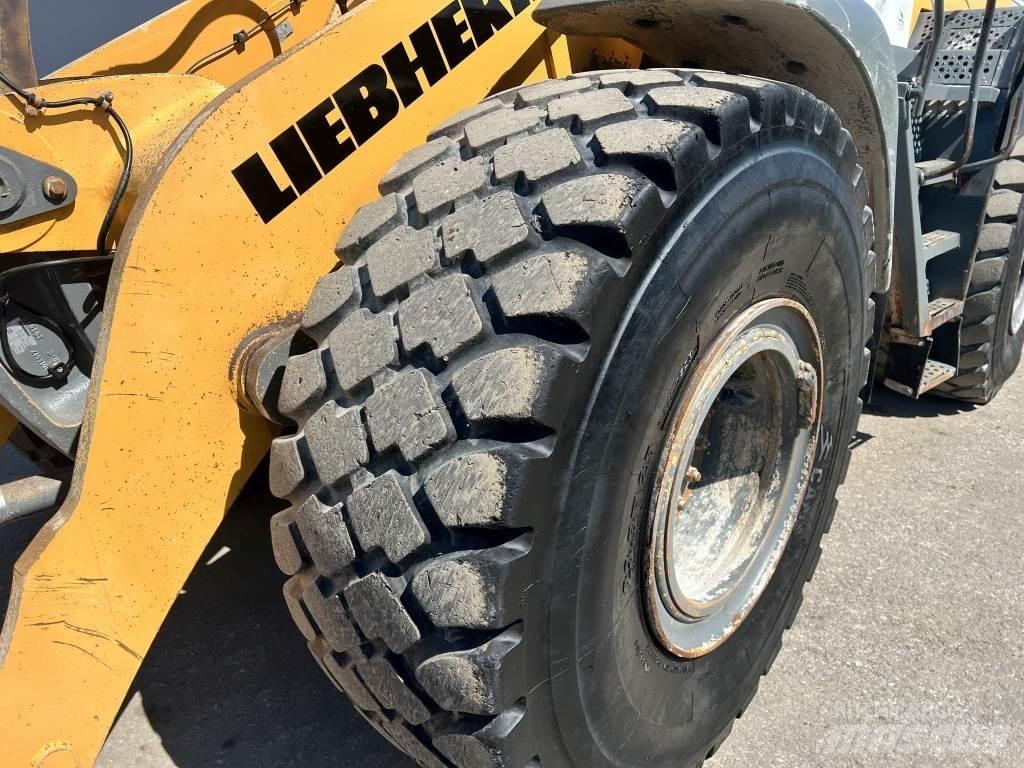 Liebherr L 556 Фронтальные погрузчики