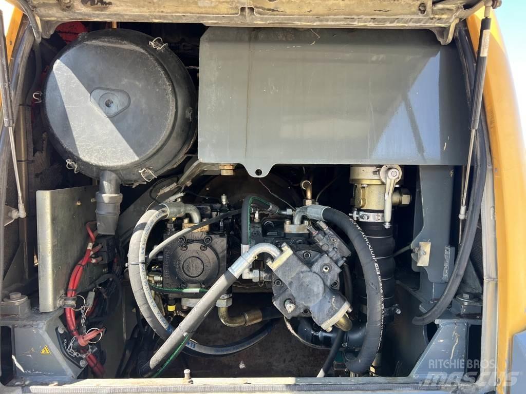 Liebherr L 556 Фронтальные погрузчики