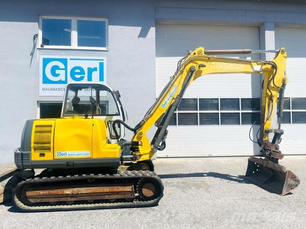 Neuson 8002 RDV Мини-экскаваторы