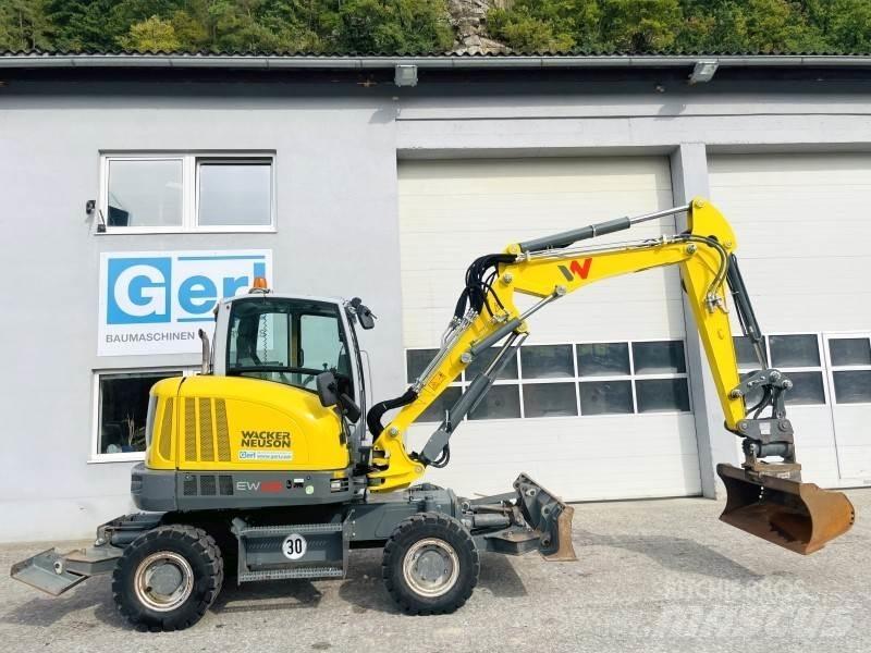Neuson EW65 Колёсные экскаваторы