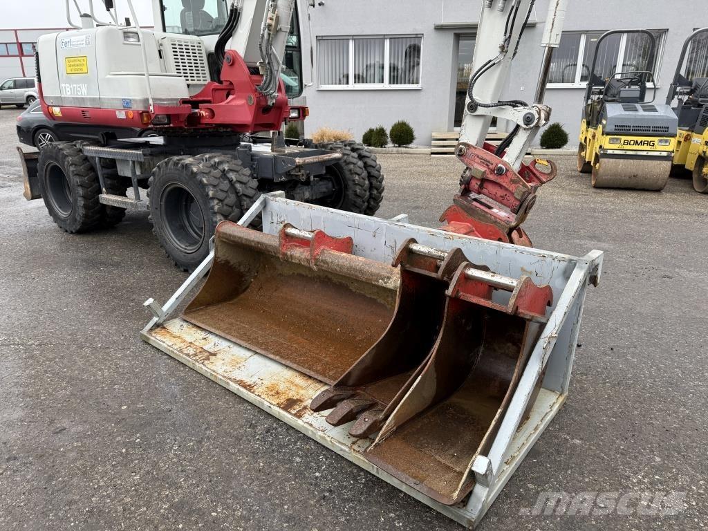 Takeuchi TB 175 W Колёсные экскаваторы