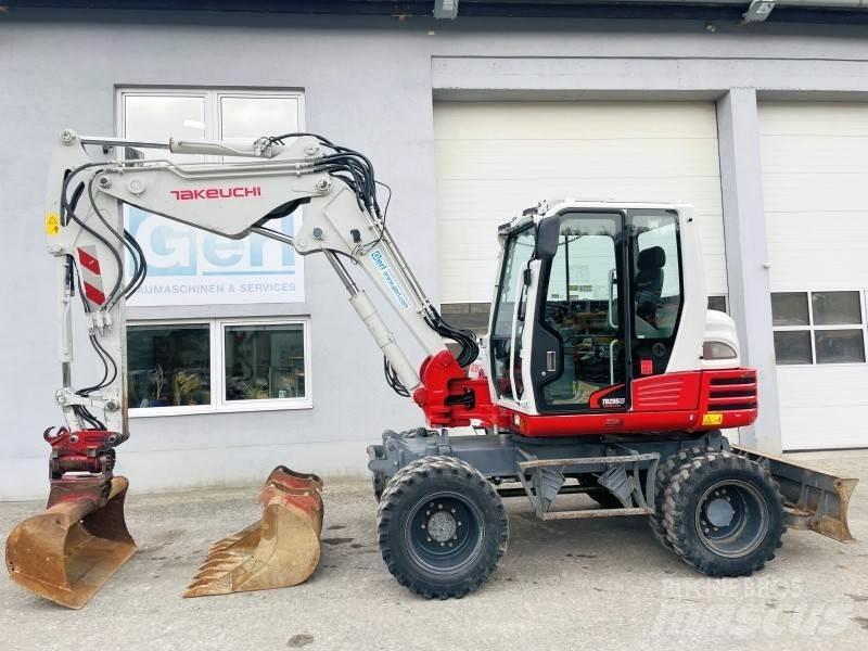 Takeuchi TB295W Колёсные экскаваторы