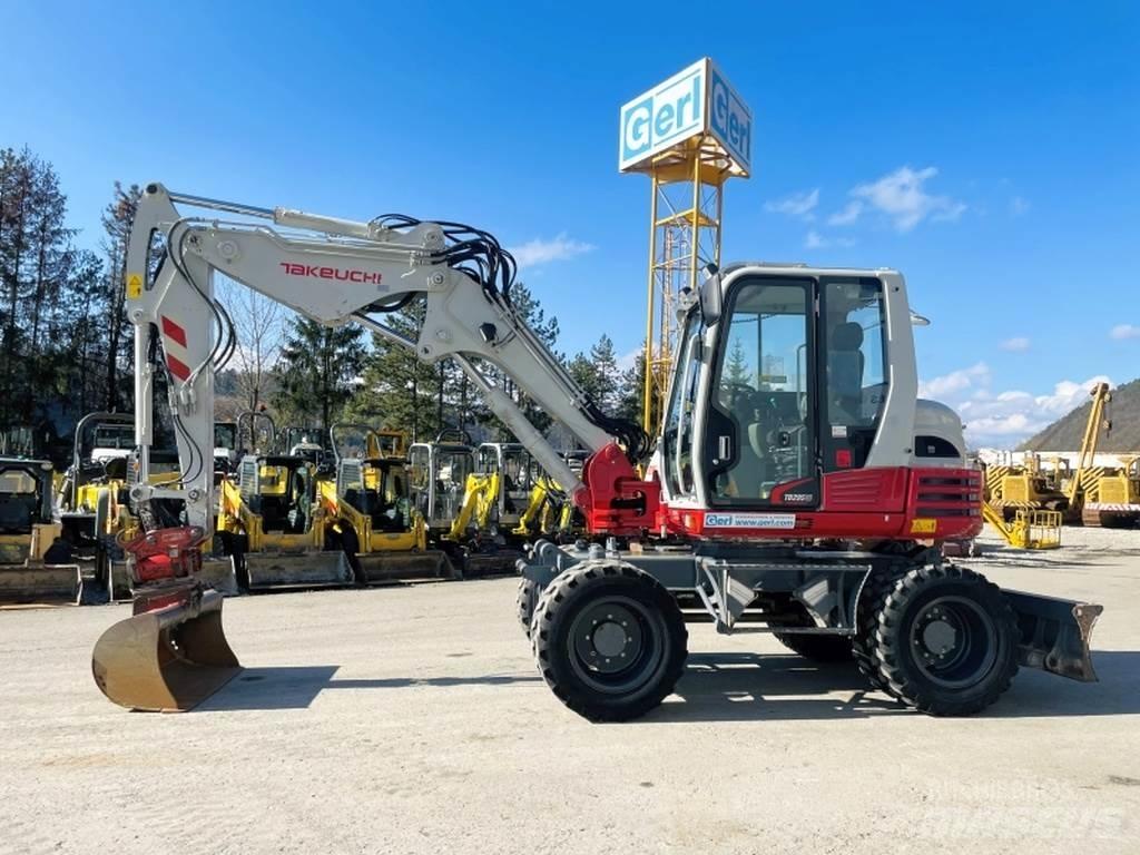 Takeuchi TB295W Колёсные экскаваторы