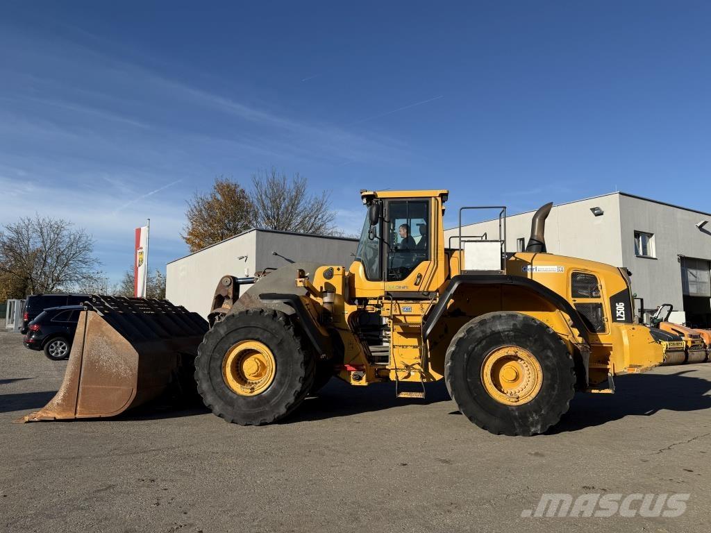 Volvo L 250 G Фронтальные погрузчики