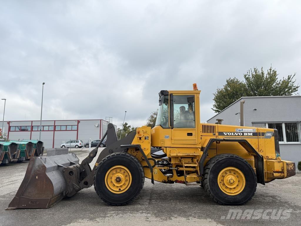 Volvo L 90 C Фронтальные погрузчики