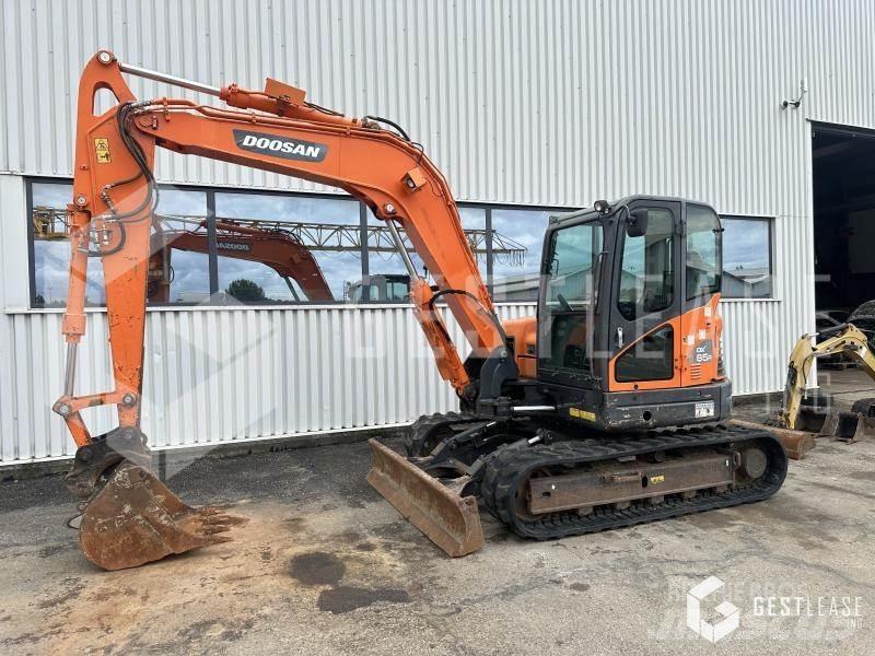 Doosan DX85R-3 Мини-экскаваторы