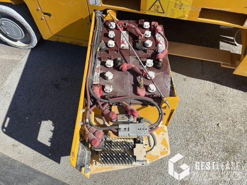 Genie GS-2646 Коленчатые подъемники