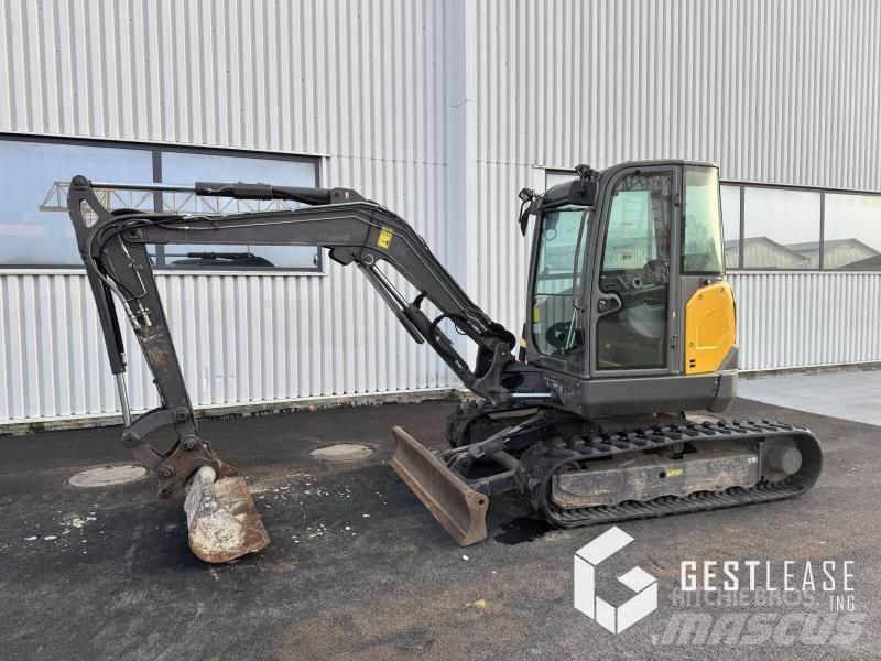 Volvo ECR50D Мини-экскаваторы