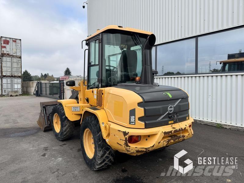 Volvo L30G Фронтальные погрузчики