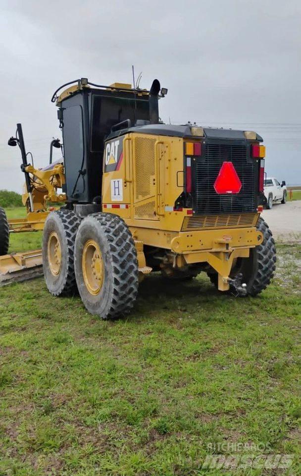 CAT 140M Гусеничные бульдозеры
