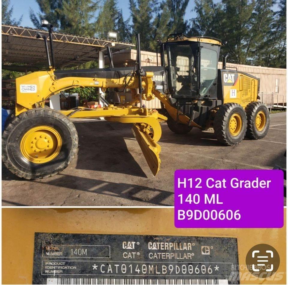 CAT 140M Гусеничные бульдозеры