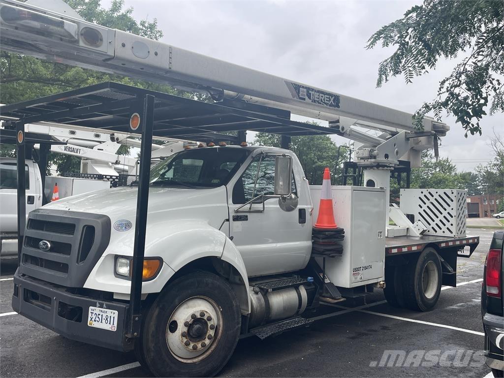 Ford F750 Специальные грузовики