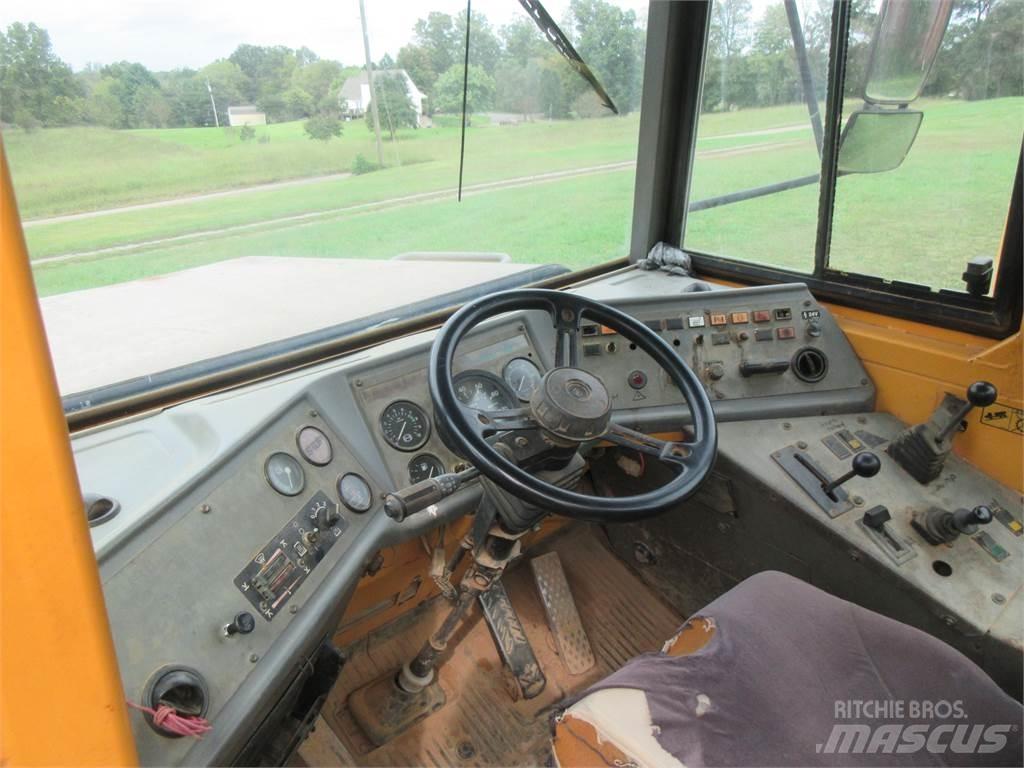Volvo A25C Грузовики-Самосвалы