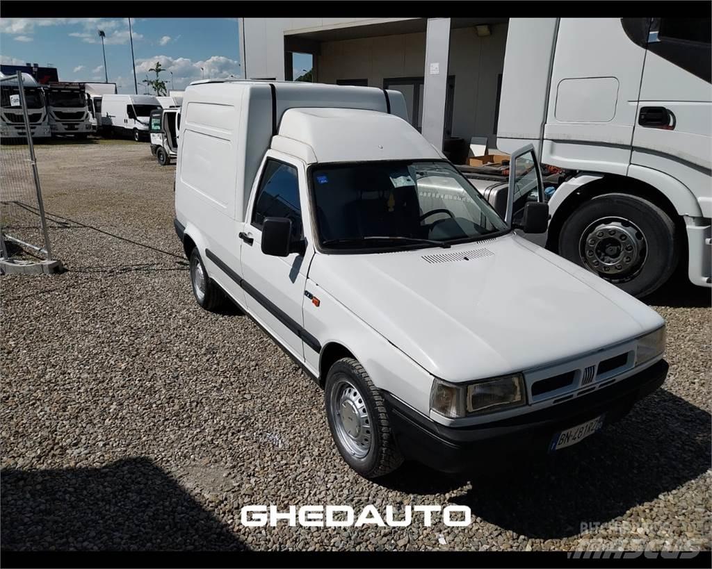 Fiat FIORINO Цельнометаллический фургоны