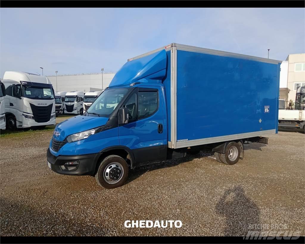 Iveco 35C16 Цельнометаллический фургоны