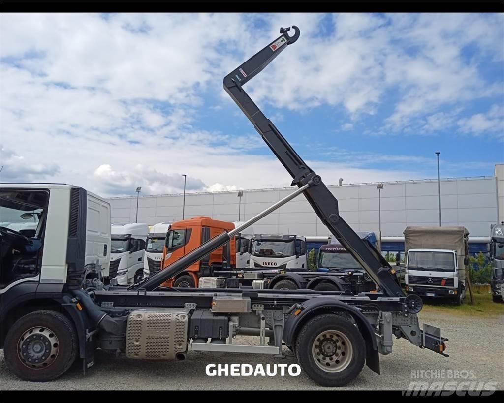 Iveco AD190S31 Грузовики-Фургоны