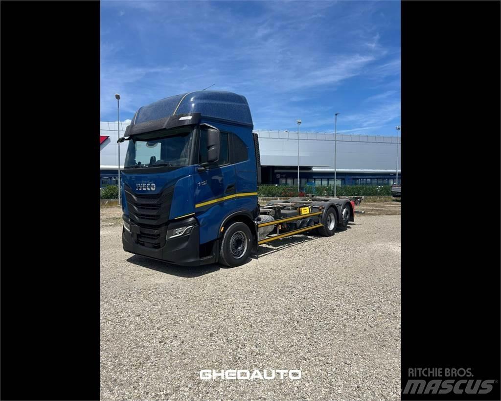 Iveco AS260S48S Грузовики-Фургоны