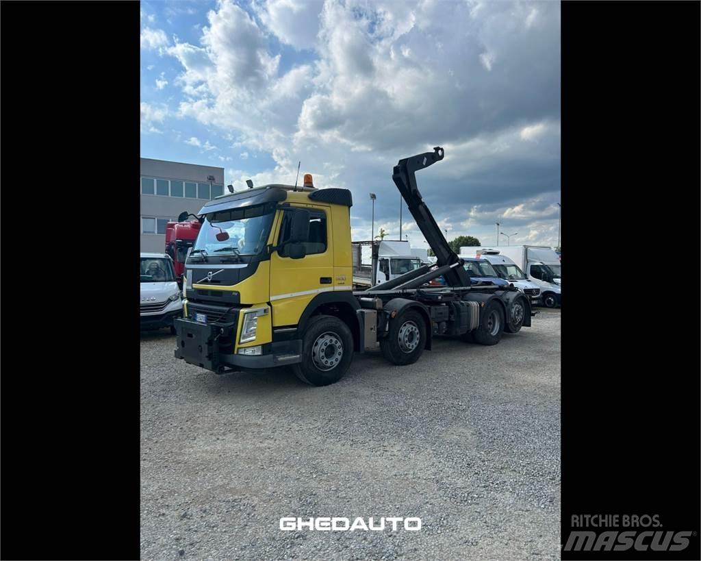 Volvo TRUCKS VOLVO Грузовики-Фургоны