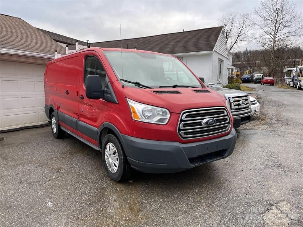 Ford Transit Цельнометаллический фургоны