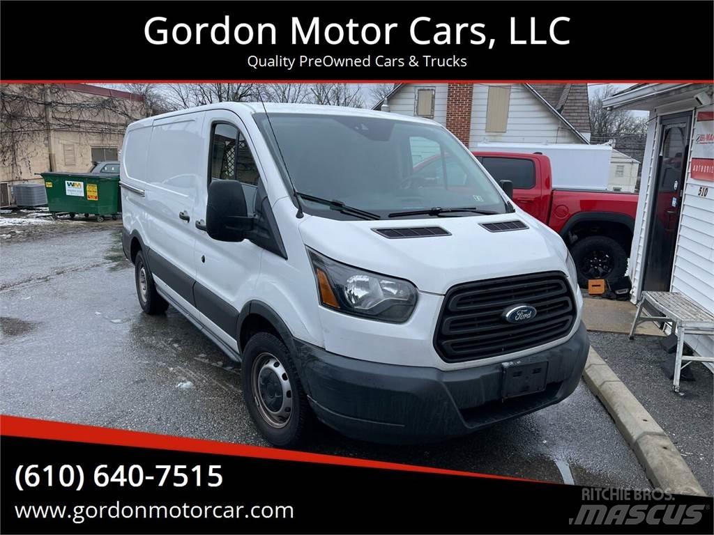 Ford Transit Цельнометаллический фургоны