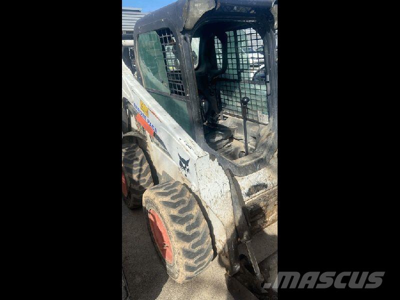 Bobcat S590 Фронтальные погрузчики
