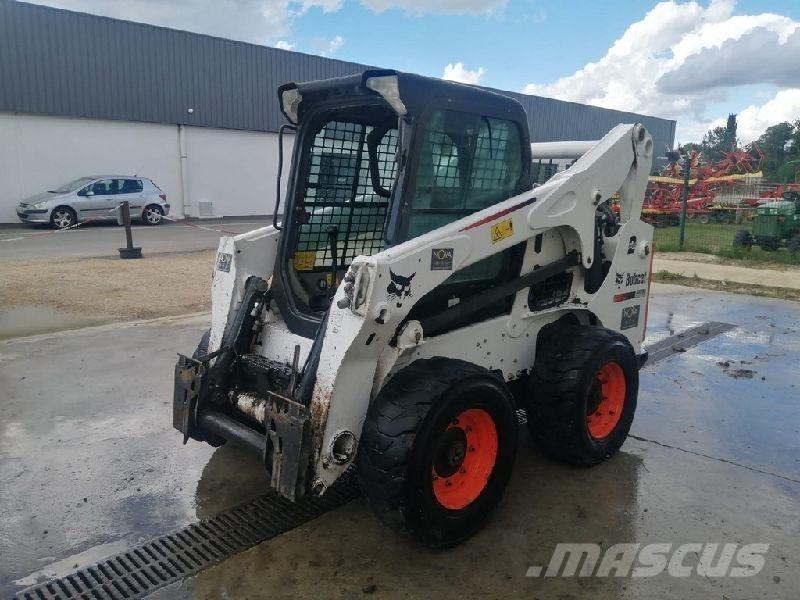 Bobcat S770 Фронтальные погрузчики