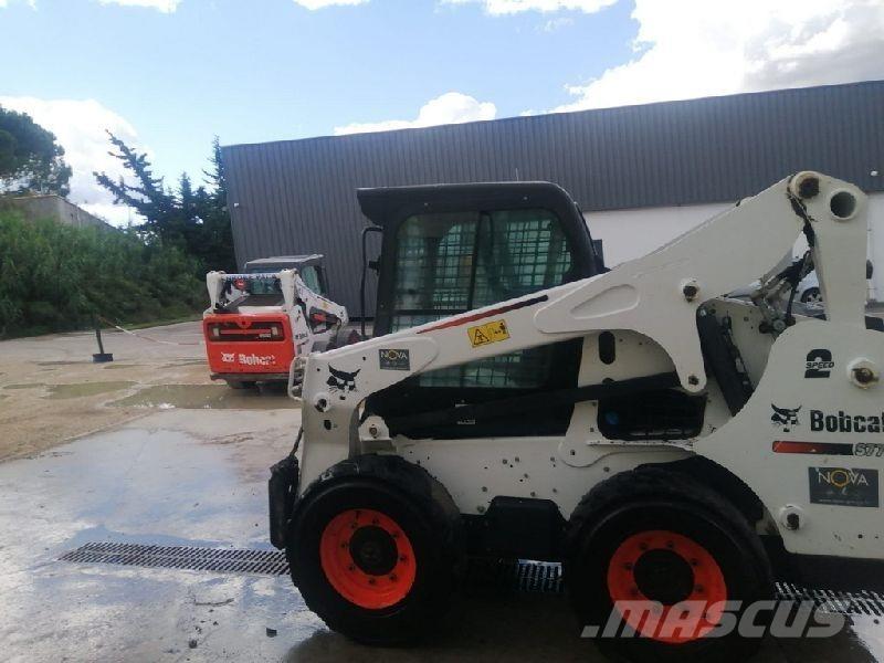 Bobcat S770 Фронтальные погрузчики