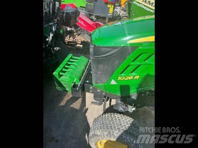 John Deere 1026R Коммунальная техника - Другие