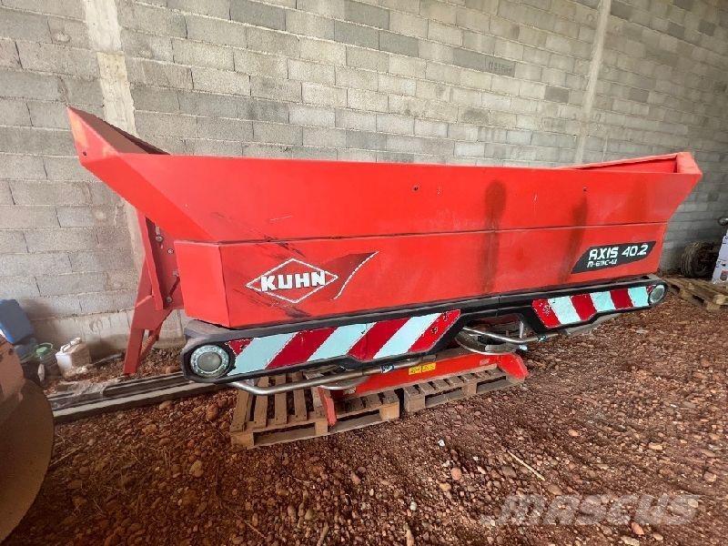 Kuhn AXIS 40.2 Разбрасыватели минеральных удобрений