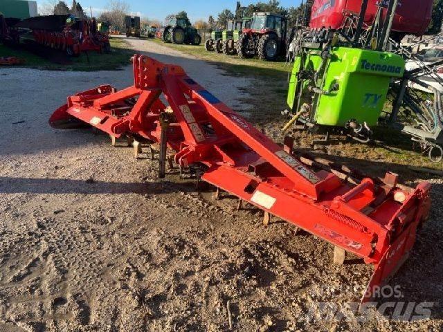 Kuhn HR404 Пружинные бороны