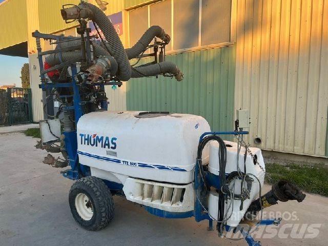 Thomas TTZ 800 Прицепные опрыскиватели