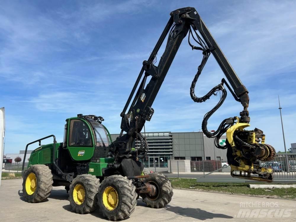 John Deere 1270E Валочно-пакетирующие машины