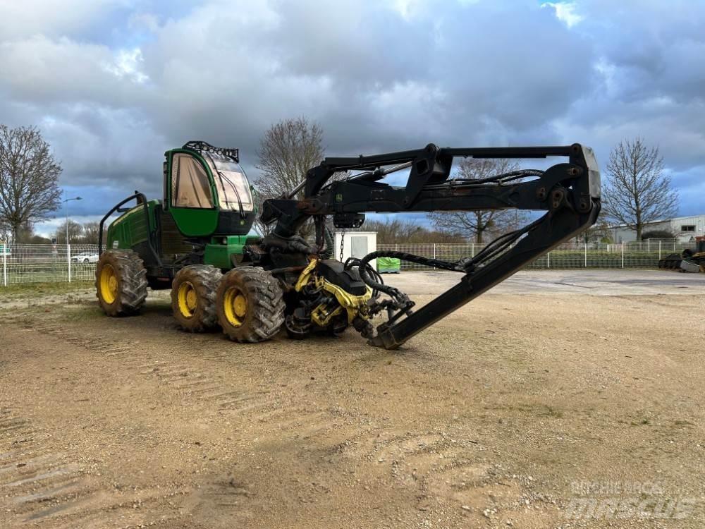 John Deere 1270E Валочно-пакетирующие машины