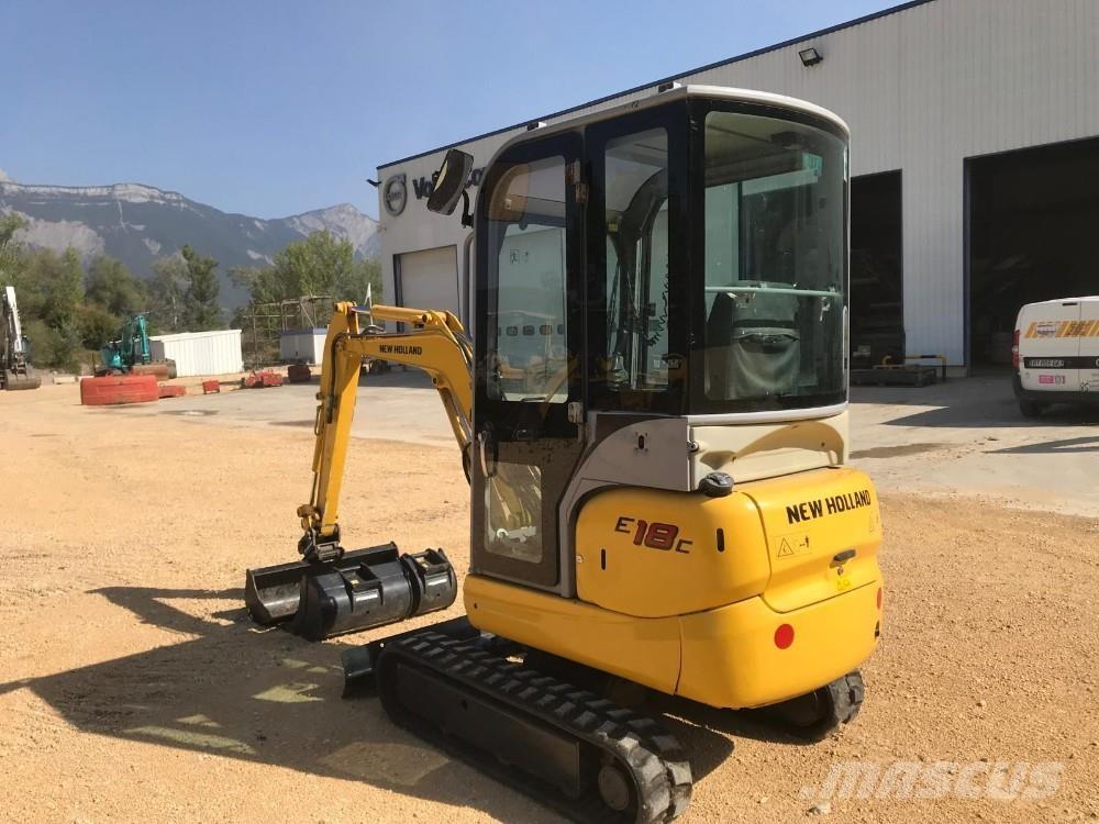 New Holland E18C Мини-экскаваторы