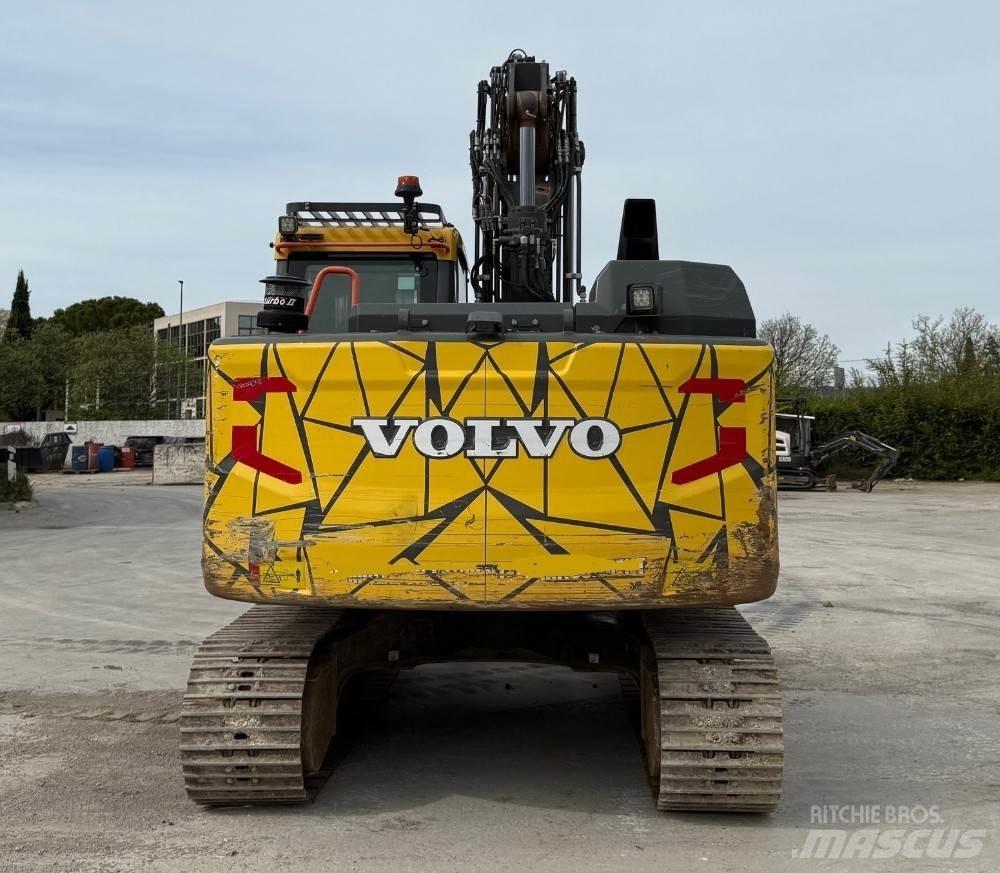 Volvo EC140EL Гусеничные экскаваторы