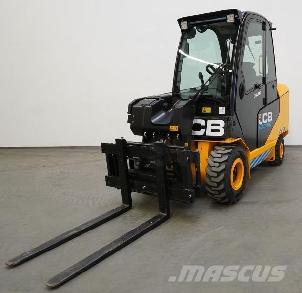 JCB TLT35-22E Телескопические погрузчики