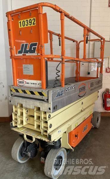 JLG 2030ES Коленчатые подъемники