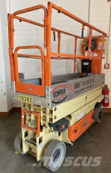 JLG 2030ES Коленчатые подъемники