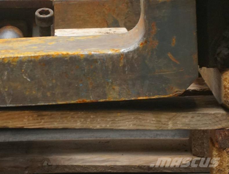 Kaup 4,5T411 Запчасти для складской техники