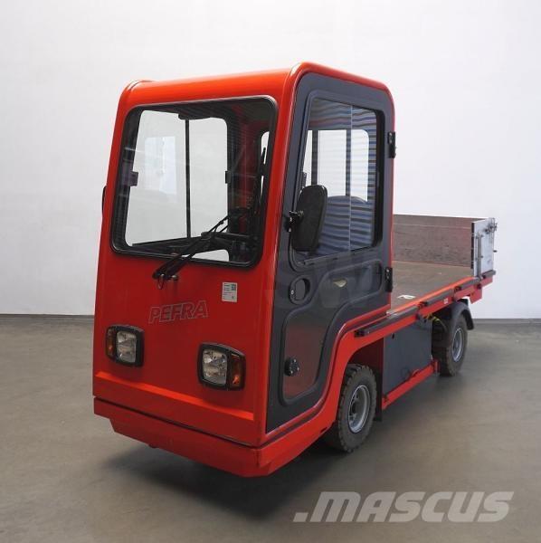Pefra 610 Складские электротягачи