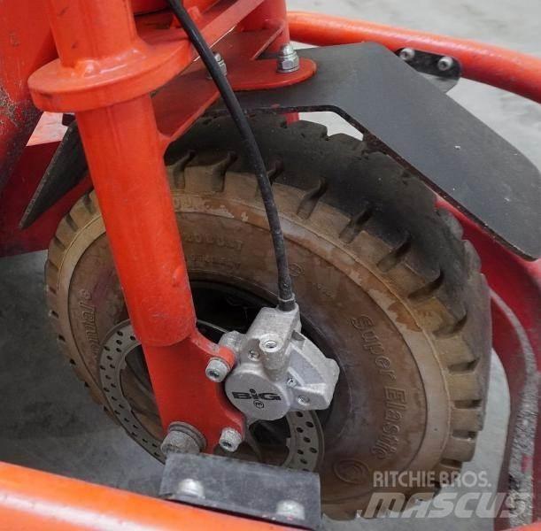 Pefra EFW506 Складские электротягачи