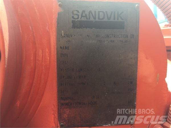Sandvik LH410 Подземные погрузчики