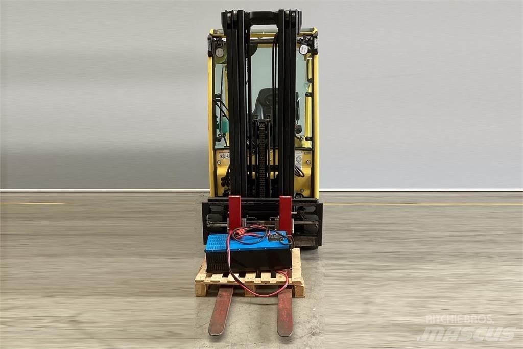 Hyster J1.6XN Электропогрузчики
